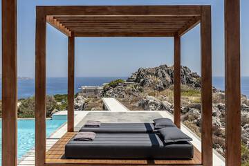 Private pool