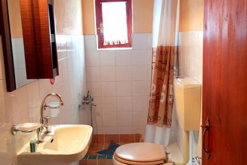 Photo 51