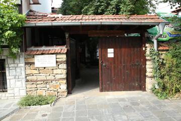 Photo 4