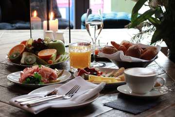 Breakfast meal