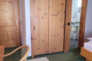 Photo 63
