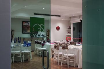 Banquet hall