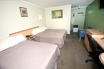 Room 7 of 26