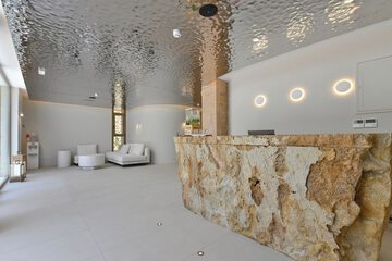 Spa reception
