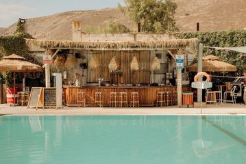 Poolside bar