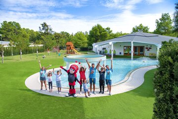 Children's play area - outdoor