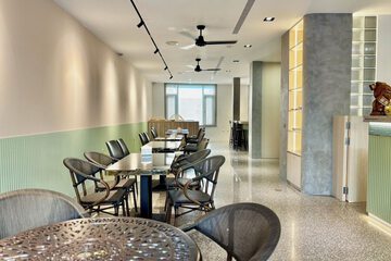 Lobby sitting area