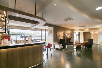 Coffee shop