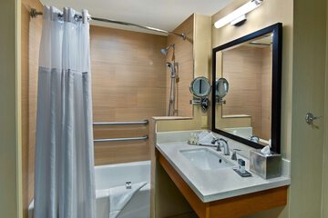 Bathroom shower