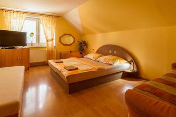 Photo 50