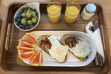 Breakfast meal