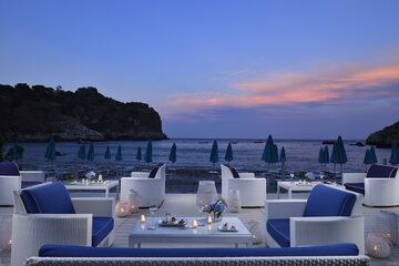 Beach bar