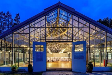 Indoor wedding