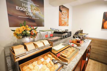 Breakfast buffet