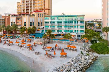Winter the Dolphins Beach Club an Ascend Collection Hotel