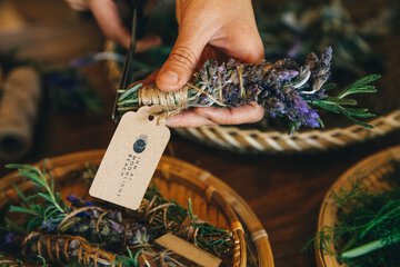 Gift Shop 104 of 112