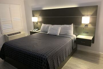 Room 10 of 31