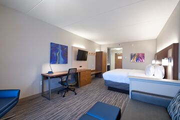 Room 30 of 53