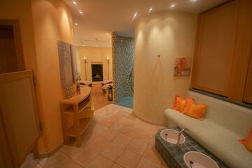 Steam room