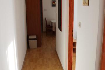 Photo 56