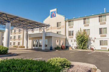 Motel 6 Redmond OR
