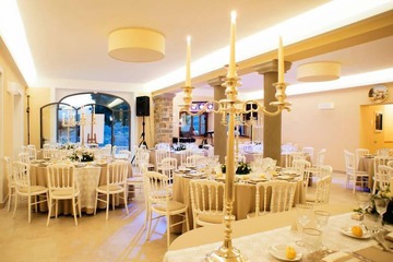 Indoor wedding