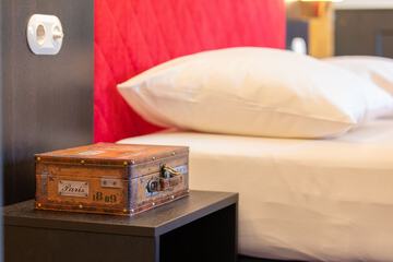 Room amenity