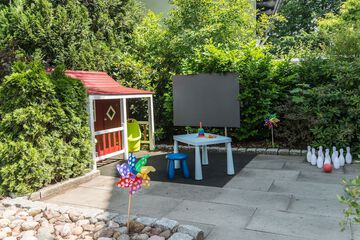 Children's play area - outdoor