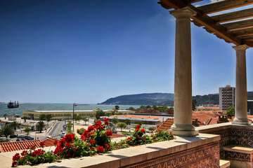 Beach/ocean view