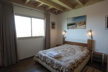Photo 51