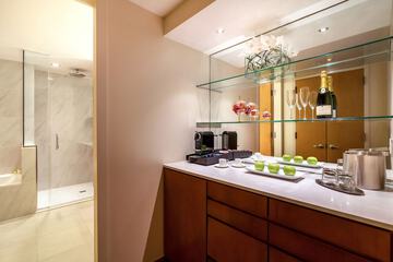 Breakfast/Coffee Service 36 of 44