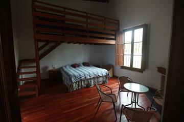 Photo 34