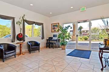 Business Center 34 of 34