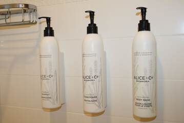 Bathroom amenities