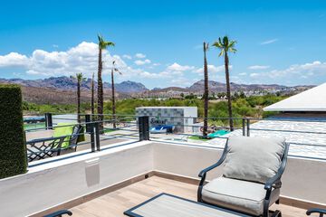 Sundeck