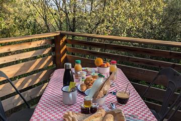 In-room dining