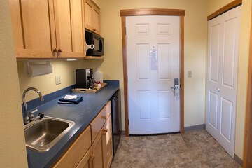 Private kitchenette