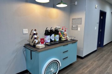 Breakfast area