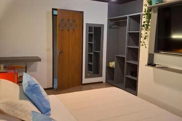 Photo 32