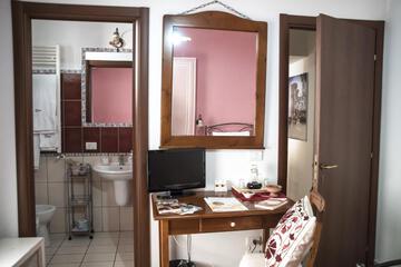 Photo 35