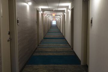 Ballroom/Hall 58 of 76