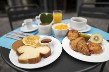 Breakfast meal