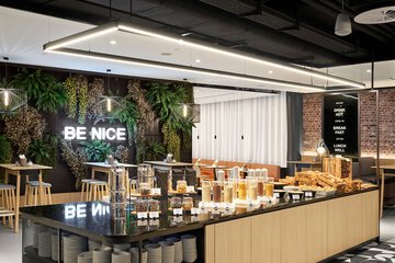 Breakfast buffet