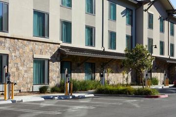 Hotel 5 of 73