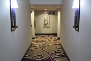 Ballroom/Hall 13 of 20