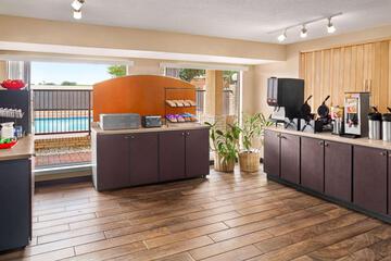 Ramada by Wyndham San Antonio / Near SeaWorld