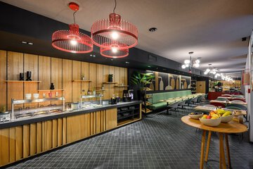 Breakfast area