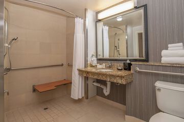 Room 15 of 33