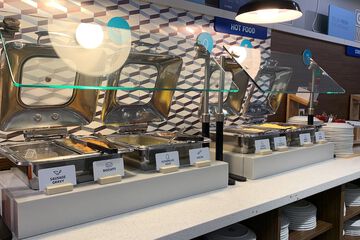 Breakfast/Coffee Service 109 of 130
