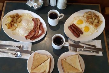 Breakfast meal
